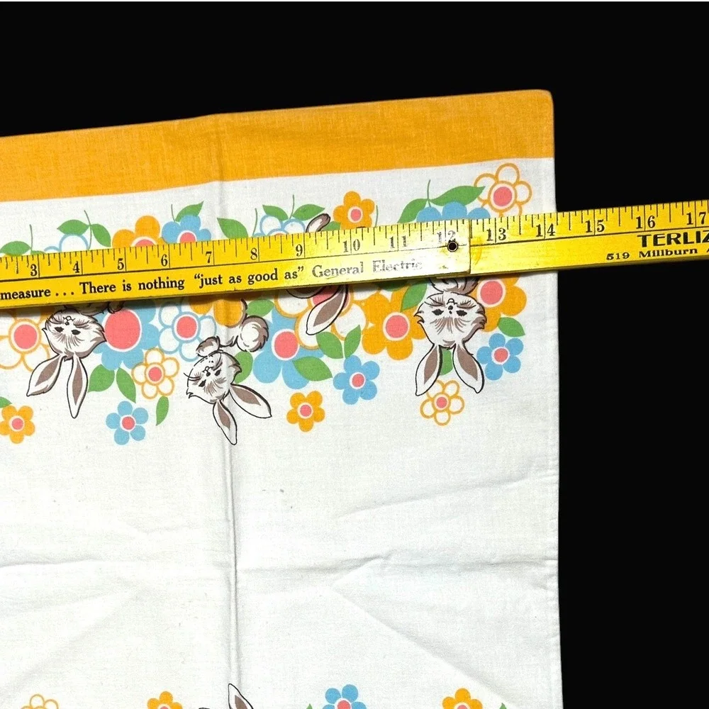 Vintage crib sheet